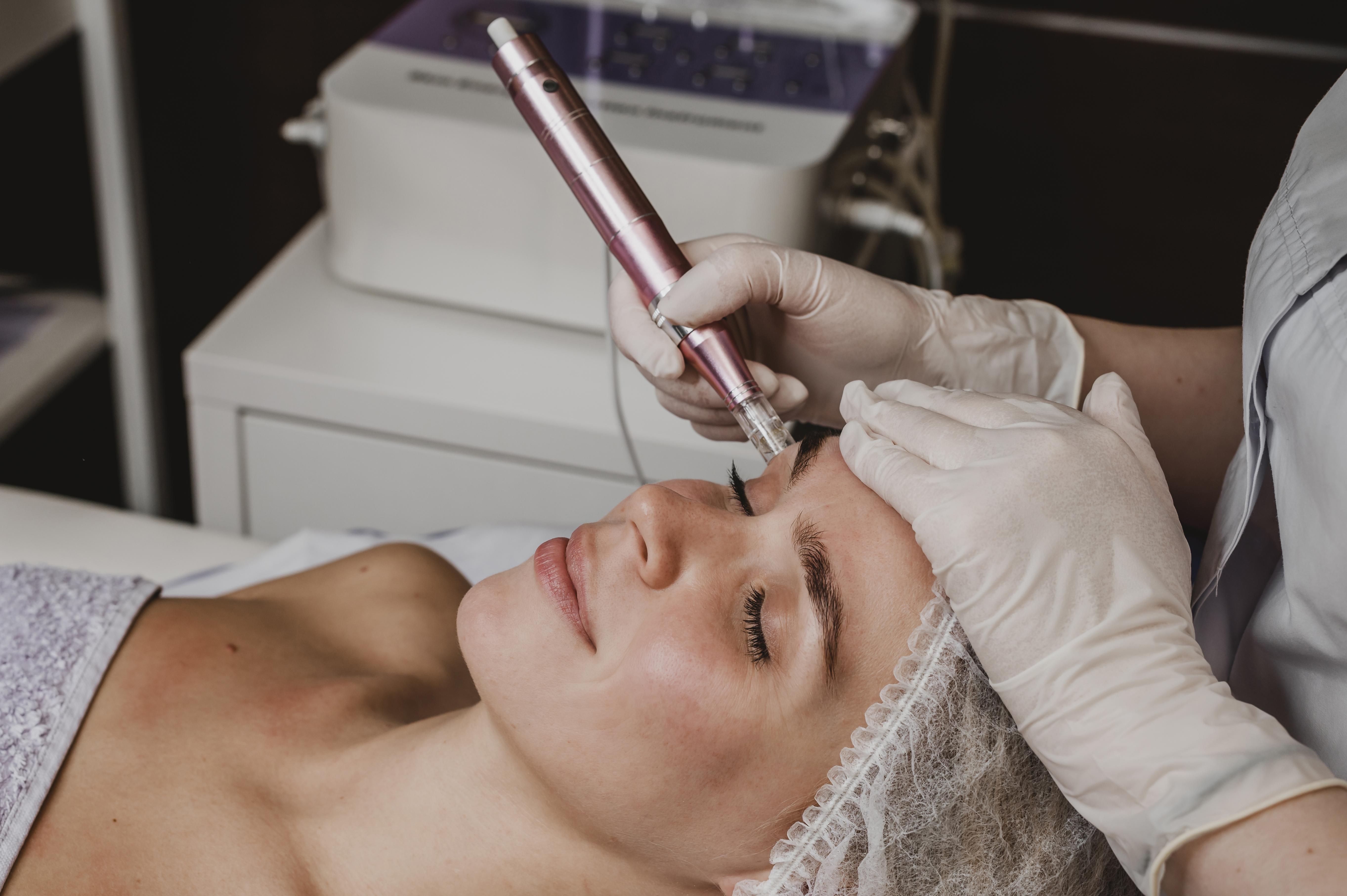 beautiful woman spa having cosmetic treatment