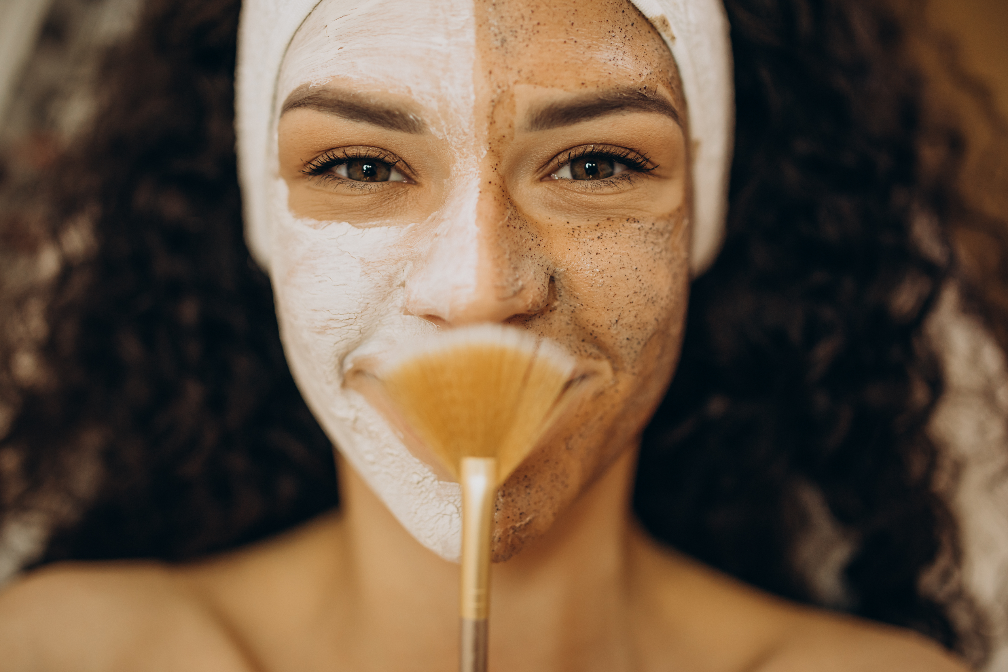 woman visiting cosmetologist and making rejuvenation procedures
